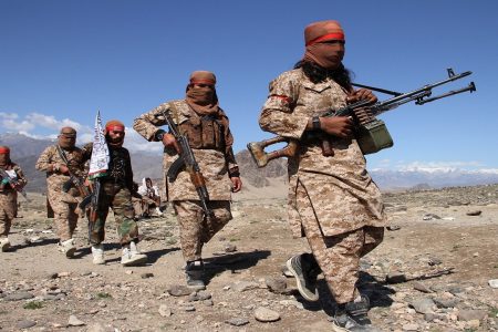حمله طالبان مردم افغانستان را به سمت ایران سرازیر کرد