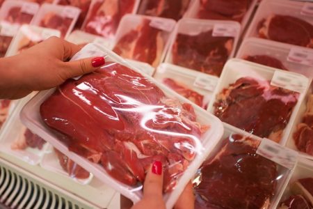 کاهش احتمالی عرضه و افزایش قیمت گوشت گوسفندی در نیمه دوم سال جاری