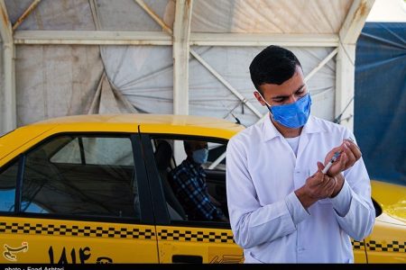 بازگشایی سامانه واکسن کرونا برای رانندگان تاکسی‌های اینترنتی ۳۰ سال به بالا