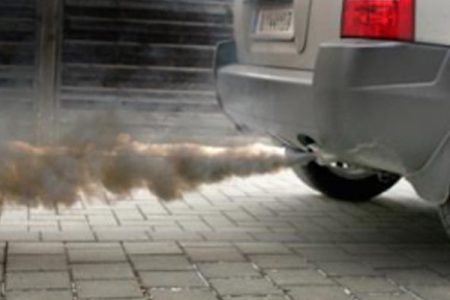 مردودی ۳۳‌ درصد از خودروهای داخلی در آزمون آلایندگی