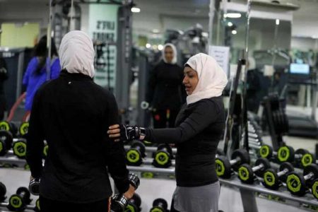 ممنوعیت فعالیت زنان اصفهان در رشته‌های بدنسازی